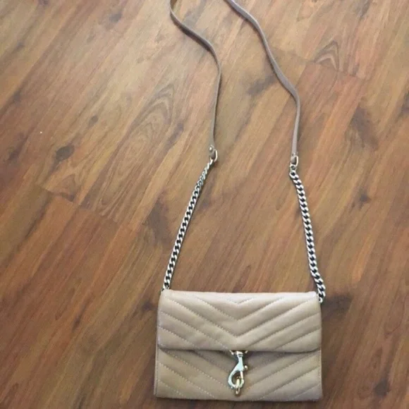 🎉5xHP🎉 Rebecca Minkoff Tan Quilted Crossbody Bag with Chain Strap - Picture 2 of 8